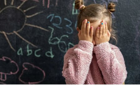 Disleksi Nedir? Disleksi Belirtileri, Nedenleri ve Tedavisi